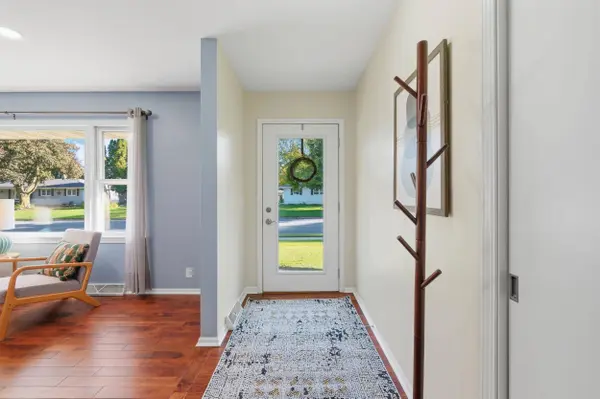 146 W Macarthur Street, Sun Prairie, WI 53590