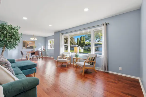 146 W Macarthur Street, Sun Prairie, WI 53590