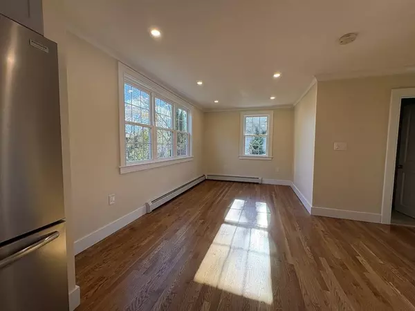 25 Calabrese Street, Salem, MA 01970