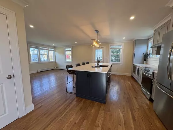 25 Calabrese Street, Salem, MA 01970