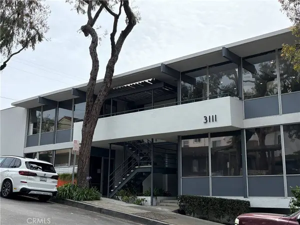 3111 2nd AVE #4, Corona Del Mar, CA 92625