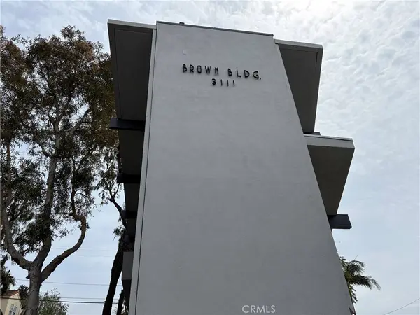 3111 2nd AVE #4, Corona Del Mar, CA 92625