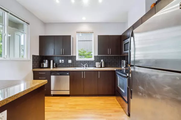 6575 192 ST #32, Surrey, BC V4N 5T8