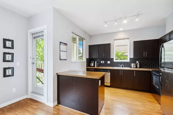 6575 192 ST #32, Surrey, BC V4N 5T8