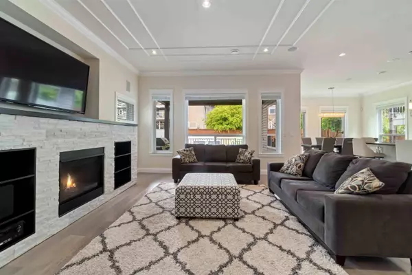 3461 Darwin AVE, Coquitlam, BC V3B 3H6