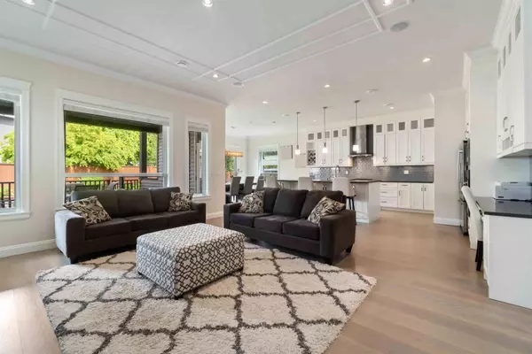 3461 Darwin AVE, Coquitlam, BC V3B 3H6