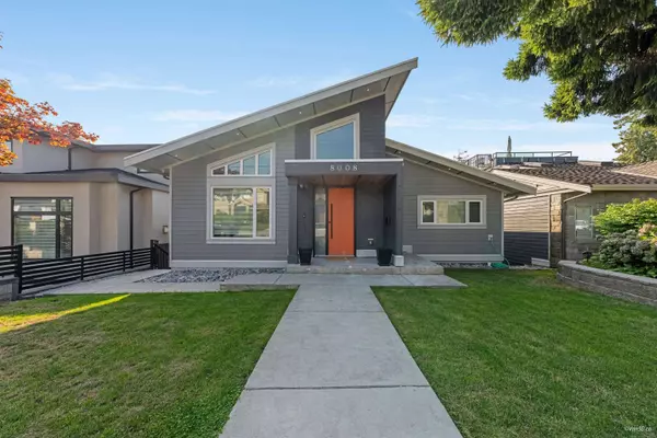 8008 13 AVE, Burnaby, BC V3N 2G2