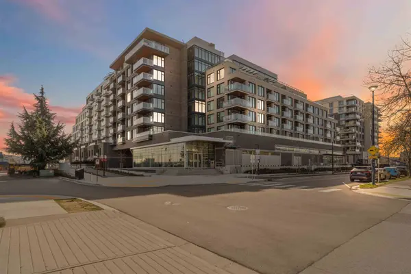 755 Harbourside DR #TH 109, North Vancouver, BC V7P 0G1