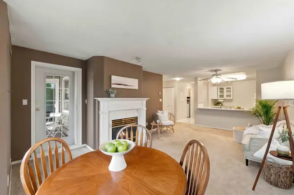 15140 108 AVE #312, Surrey, BC V3R 0T9
