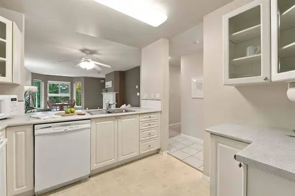 15140 108 AVE #312, Surrey, BC V3R 0T9