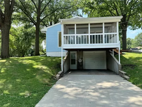 1400 Delaware ST, Leavenworth, KS 66048