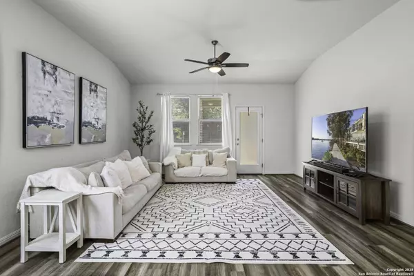 11683 Folsom Pass, San Antonio, TX 78245