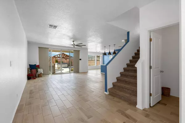 4049 Mountain Trail LOOP NE, Rio Rancho, NM 87144