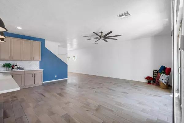 4049 Mountain Trail LOOP NE, Rio Rancho, NM 87144