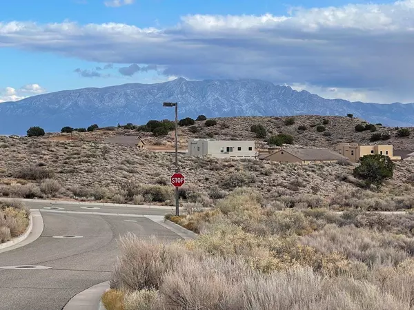 1712 Meadows Point Pl NE, Rio Rancho, NM 87144