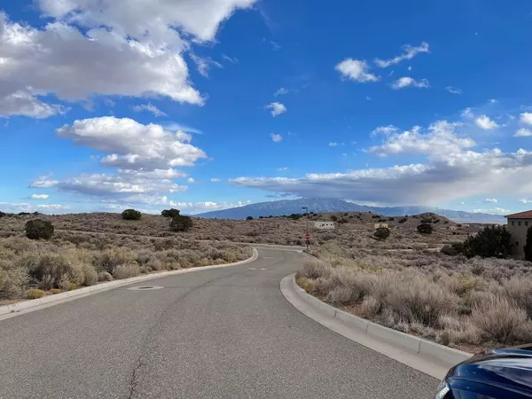 1712 Meadows Point Pl NE, Rio Rancho, NM 87144