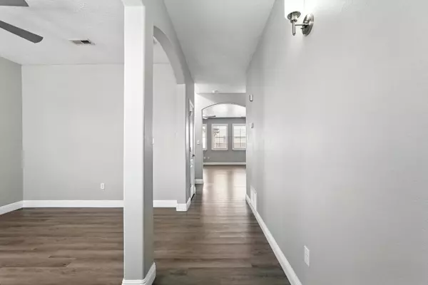 7327 Hearthstone RD NW, Albuquerque, NM 87114