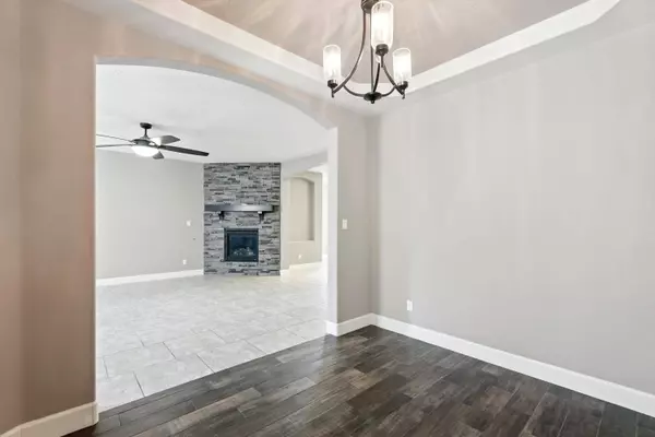 7320 Sandmark RD NW, Albuquerque, NM 87114