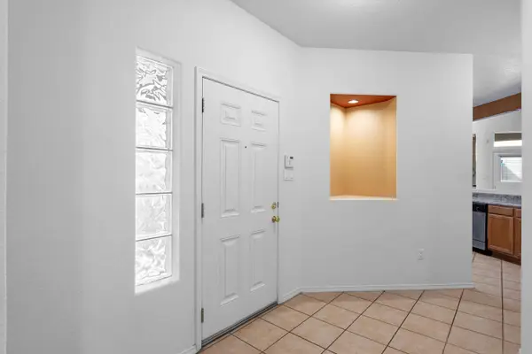 3912 Tundra Swan CT NW, Albuquerque, NM 87120