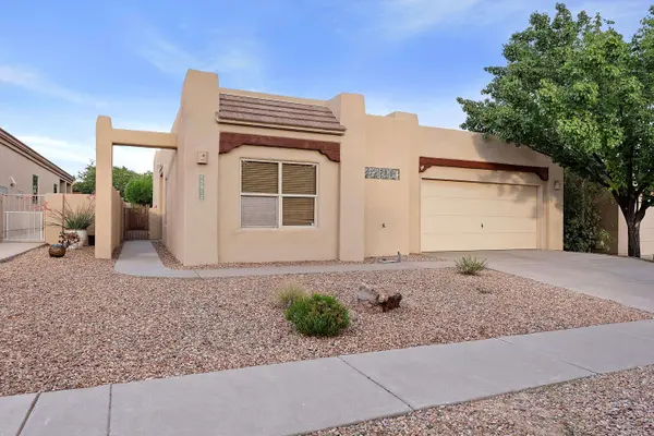 3912 Tundra Swan CT NW, Albuquerque, NM 87120