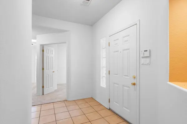3912 Tundra Swan CT NW, Albuquerque, NM 87120