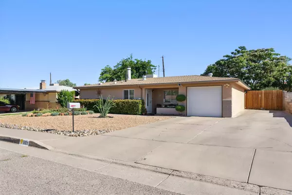 8921 GUTIERREZ RD NE, Albuquerque, NM 87111