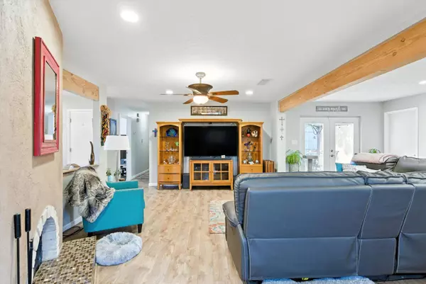 8921 GUTIERREZ RD NE, Albuquerque, NM 87111