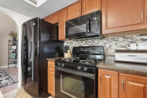 6428 Kochis RD NW, Albuquerque, NM 87120