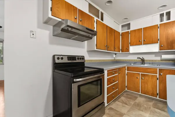 8605 Mountain RD NE, Albuquerque, NM 87112