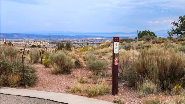 6016 Ridgeline PL NE, Rio Rancho, NM 87144