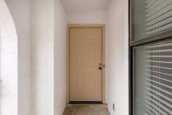 1840 Peach RD NE, Rio Rancho, NM 87144