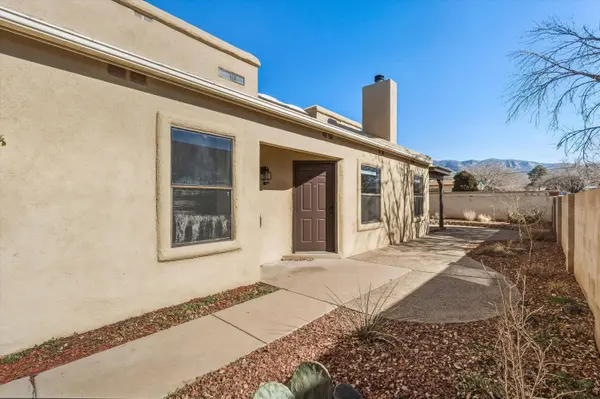 1618 Propps ST NE, Albuquerque, NM 87112