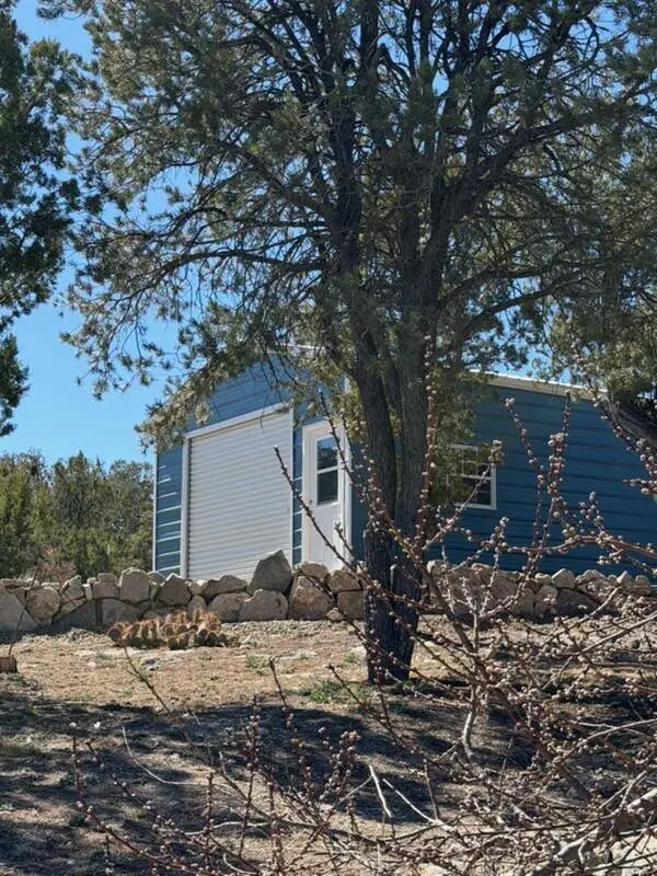 3980 W Martinez RD, Edgewood, NM 87015