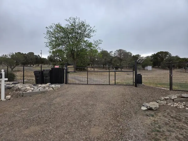 3980 W Martinez RD, Edgewood, NM 87015