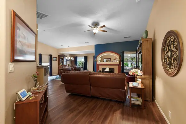 5109 Trevi PL NW, Albuquerque, NM 87114