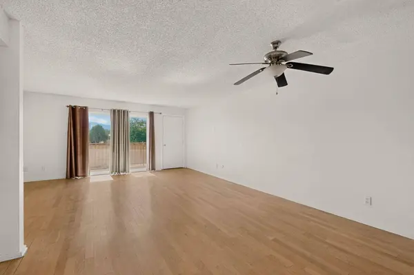 1823 Dartmouth DR NE #APT 201, Albuquerque, NM 87106