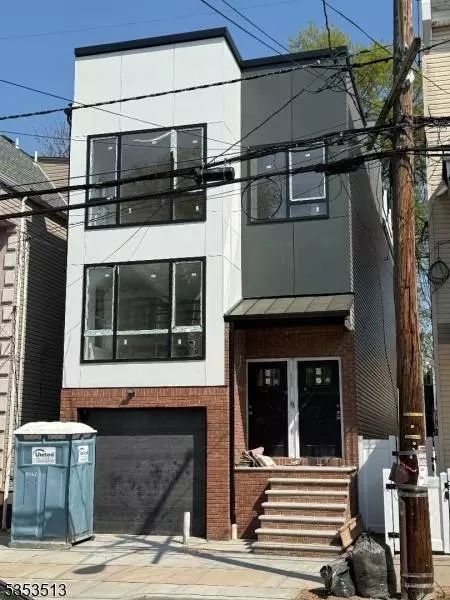 144 S 9Th St, Newark City, NJ 07107