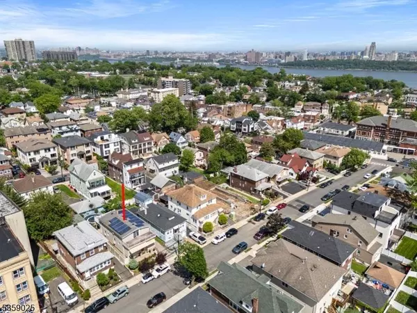 263 Morningside Ave, Cliffside Park Boro, NJ 07010