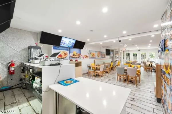 945 Elizabeth Ave, Elizabeth City, NJ 07201