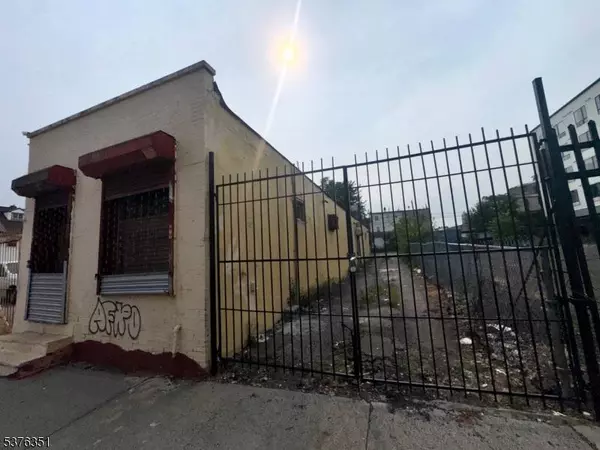 285 Mayor Gibson, Newark City, NJ 07104