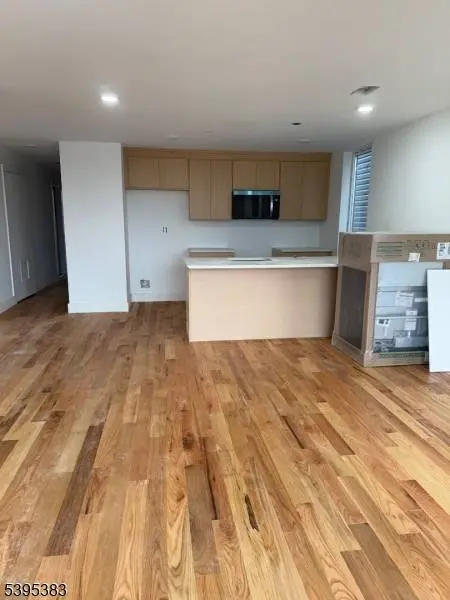 39 S 7Th St, Newark City, NJ 07107