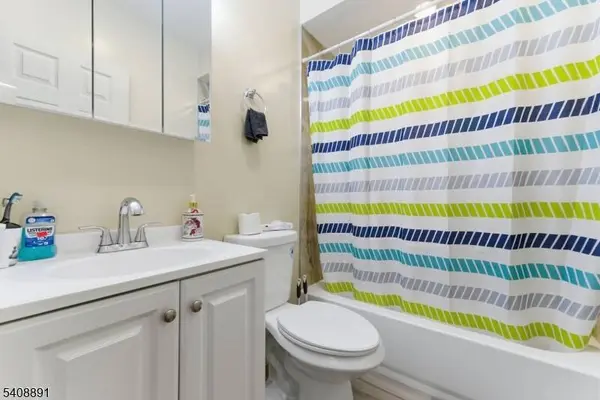 407 3Rd Ave, Newark City, NJ 07107