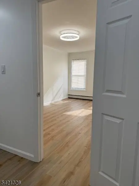 124 Stone St, Newark City, NJ 07104