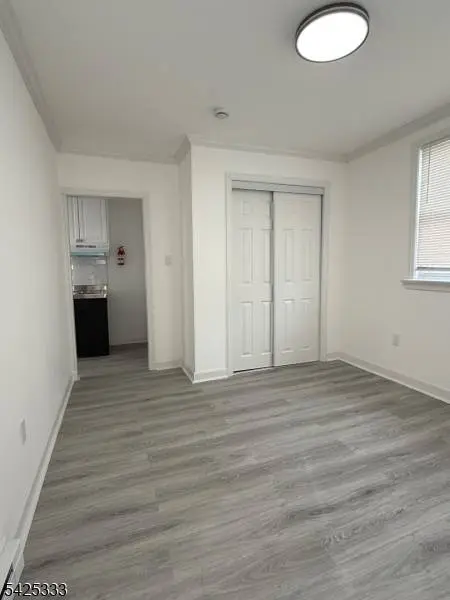 124 Stone St, Newark City, NJ 07104