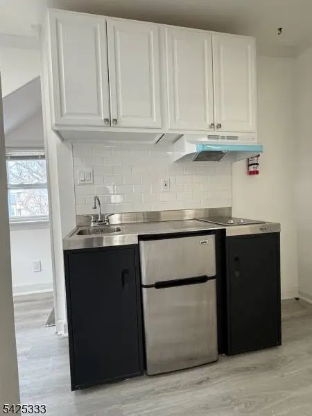 124 Stone St, Newark City, NJ 07104