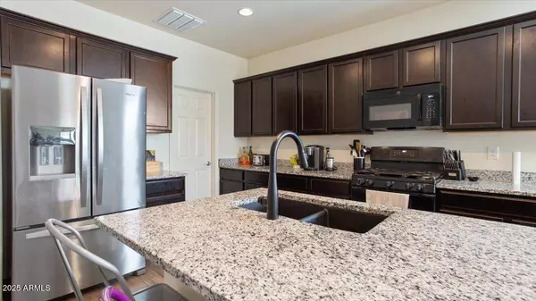 1924 S 82ND Circle, Mesa, AZ 85209