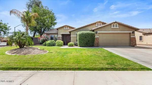 2585 E MORGAN Drive, Gilbert, AZ 85295