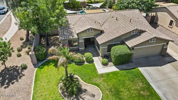 2585 E MORGAN Drive, Gilbert, AZ 85295