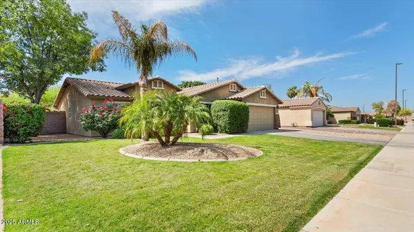 2585 E MORGAN Drive, Gilbert, AZ 85295