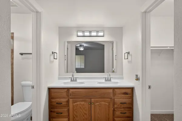 247 E CHILTON Drive, Tempe, AZ 85283